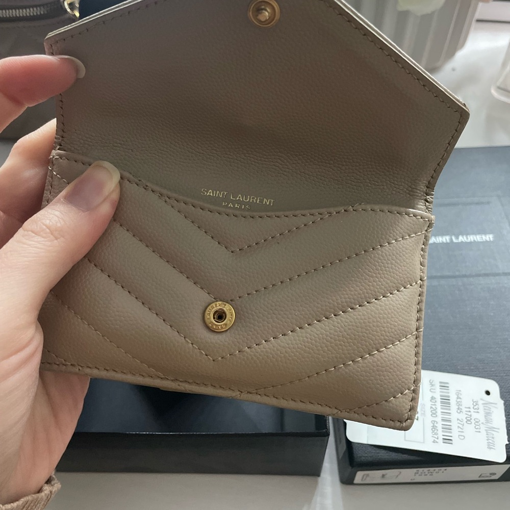 YSL Saint Laurent Quilted Leather Wallet and cardholder - Picture 3 of 4